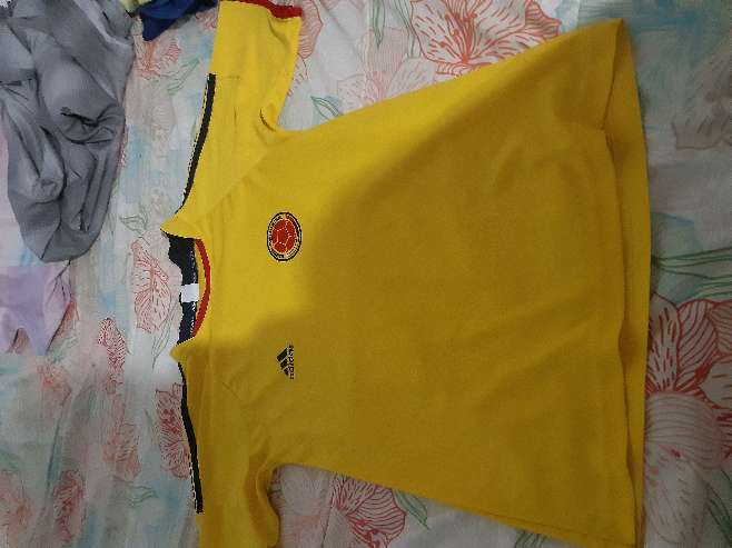 REGALO camiseta colombia talla s