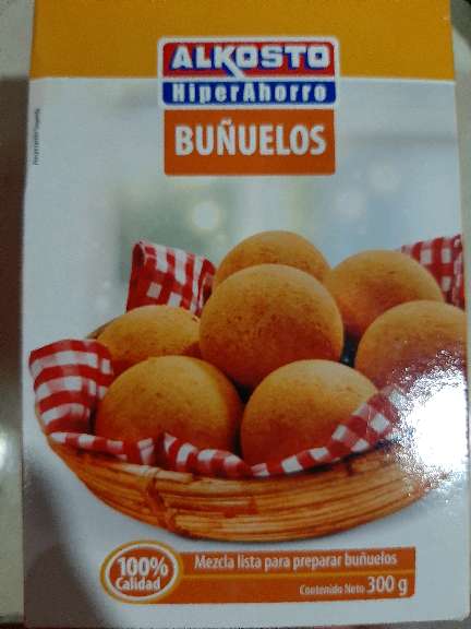 REGALO caja de buuelos y natilla 2