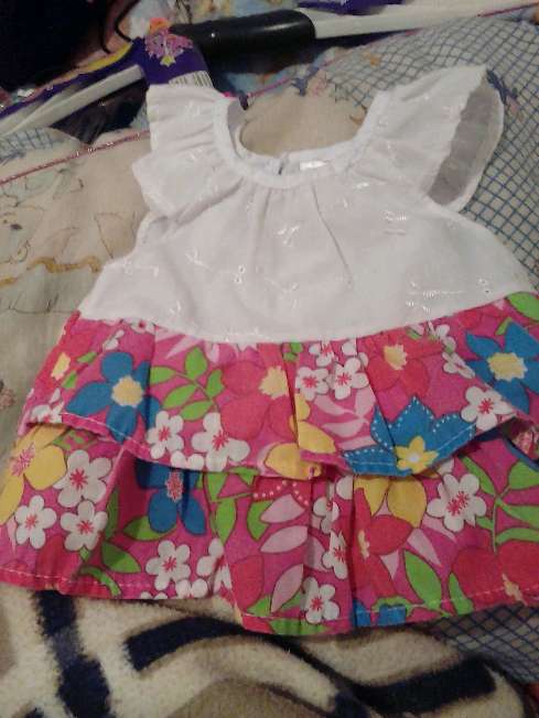 REGALO vestido de beb de 6 meses 