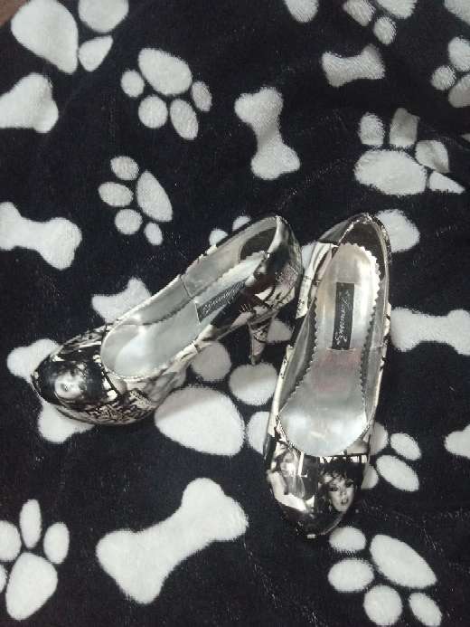 REGALO Tacones