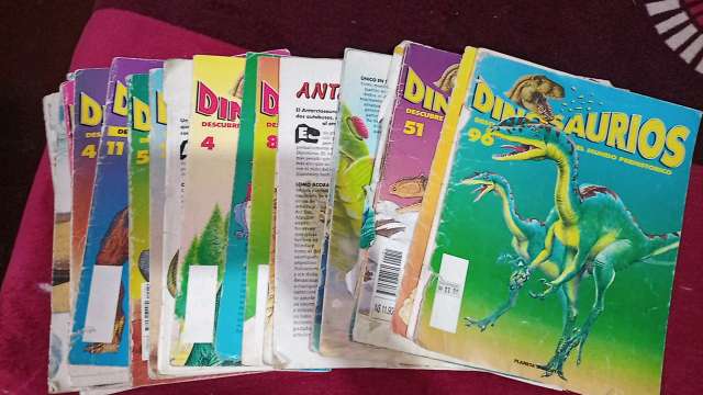 REGALO revista dinosaurios Ed planeta de Agostini  2